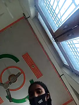 Snapshot of Riya_917 chatting on January 9, 7:59 am Riya 917 online show from January 9, 7:59 am