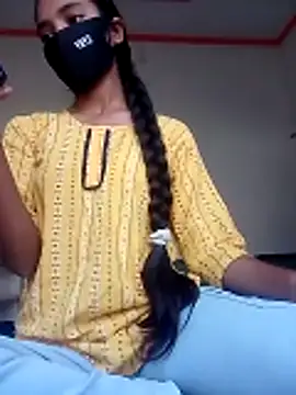 Snapshot of Riya_917 chatting on November 25, 6:58 am Riya 917 online show from November 25, 6:58 am