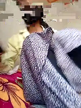 Snapshot of Riya_917 chatting on November 24, 7:19 am Riya 917 online show from November 24, 7:19 am