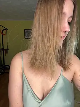 yourladyMary online show from February 13, 11:49 pm