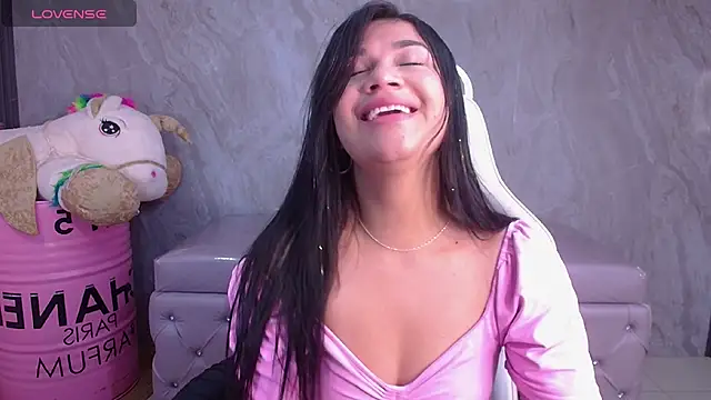 Violetta jhonson a online show from November 19, 4:01 am