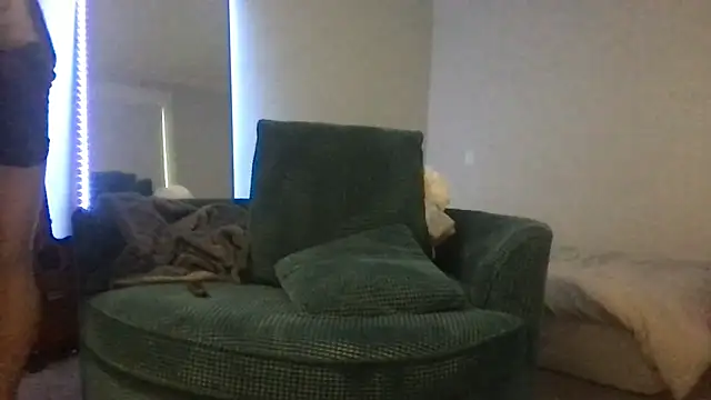 sculpteddesire online show from November 27, 9:15 pm