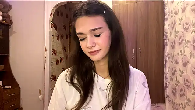 Snapshot of EunHendericks chatting on November 14, 11:14 am EunHendericks online show from November 14, 11:14 am