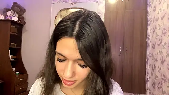 Snapshot of EunHendericks chatting on November 11, 11:16 am EunHendericks online show from November 11, 11:16 am