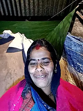 Snapshot of Neetujk chatting on December 5, 7:34 pm Neetujk online show from December 5, 7:34 pm