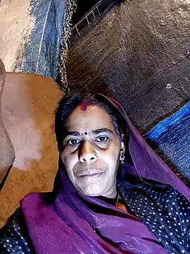 Snapshot of Neetujk chatting on December 16, 4:55 pm Neetujk online show from December 16, 4:55 pm