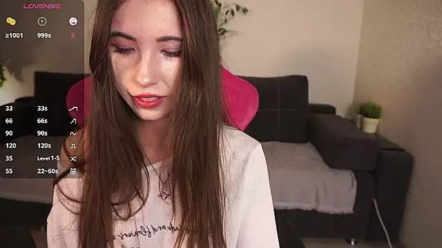 NanceeWestaway online show from March 14, 7:31 pm