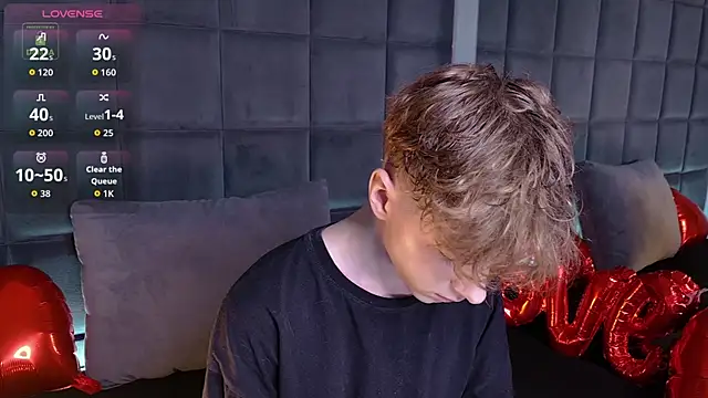 Paul Holt online show from February 12, 9:47 pm