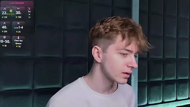 Snapshot of Paul_Holt chatting on November 30, 8:42 pm Paul Holt online show from November 30, 8:42 pm