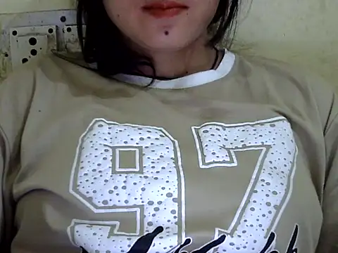 Anika Singh online show from April 9, 3:07 pm