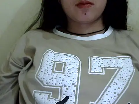 Anika Singh online show from April 11, 3:49 pm