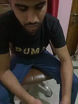 hotyyyyjonny online show from May 15, 4:27 pm