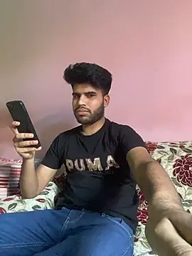 hotyyyyjonny online show from May 16, 4:33 am