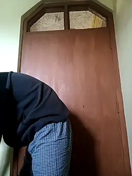 hotyyyyjonny online show from December 16, 6:39 am