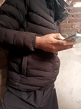 hotyyyyjonny online show from December 17, 6:51 am