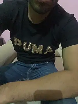 hotyyyyjonny online show from May 8, 2:04 am