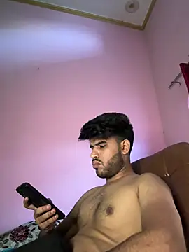 Snapshot of hotyyyyjonny chatting on July 12, 3:40 am hotyyyyjonny online show from July 12, 3:40 am