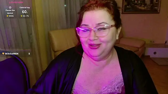 Natali-Gucci online show from March 5, 8:38 pm