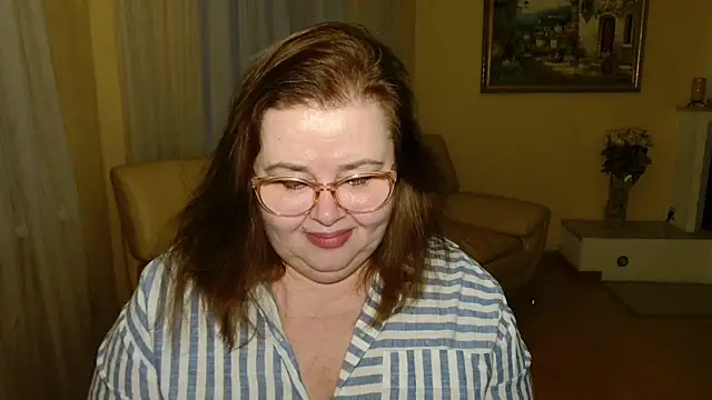 Natali-Gucci online show from December 19, 1:02 pm