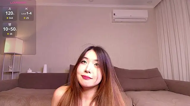 Snapshot of yummy_yuna chatting on June 8, 8:31 pm yummy yuna online show from June 8, 8:31 pm
