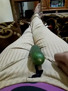 Tota sexi online show from November 27, 10:43 pm