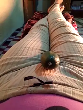 Tota sexi online show from December 1, 9:43 am