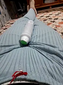 Tota sexi online show from February 25, 1:44 pm