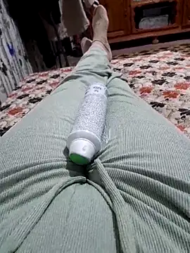 Tota sexi online show from March 3, 12:23 pm