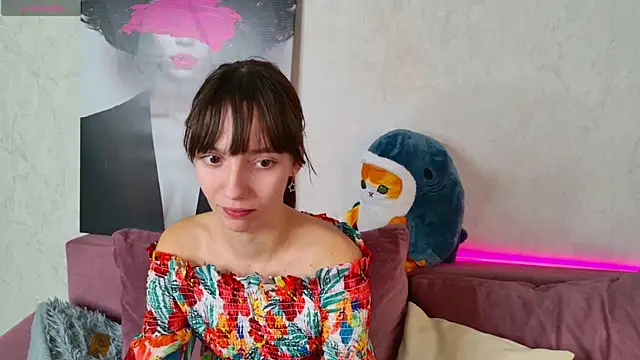 Snapshot of cute_sweet_flower chatting on November 19, 5:07 am cute sweet flower online show from November 19, 5:07 am