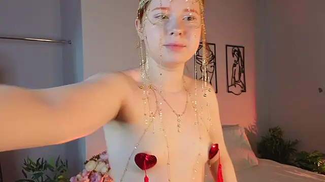 Snapshot of Erica_angel chatting on June 19, 5:13 am Erica angel online show from June 19, 5:13 am