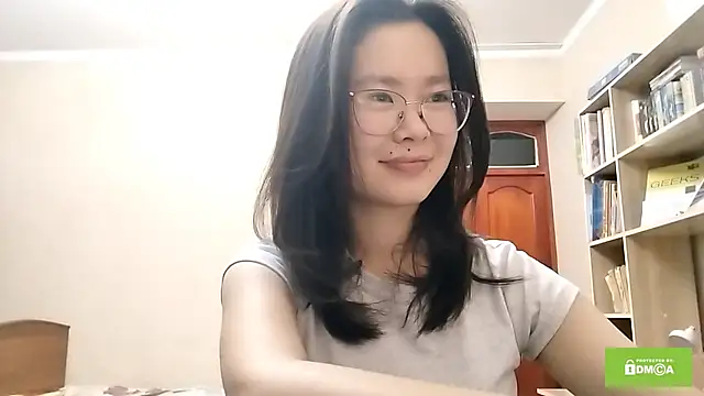 Snapshot of HuldaKye chatting on December 19, 12:07 pm HuldaKye online show from December 19, 12:07 pm