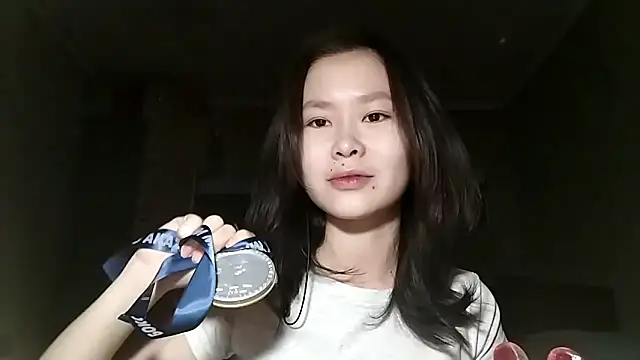 Snapshot of HuldaKye chatting on December 1, 12:28 pm HuldaKye online show from December 1, 12:28 pm