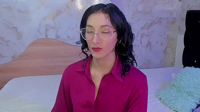 Snapshot of kirakay1 chatting on June 2, 1:11 pm kirakay1 online show from June 2, 1:11 pm