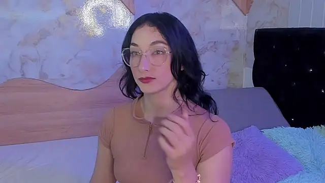 Snapshot of kirakay1 chatting on June 14, 2:08 am kirakay1 online show from June 14, 2:08 am