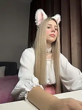 Olivia1Taylor1 online show from November 14, 7:23 am