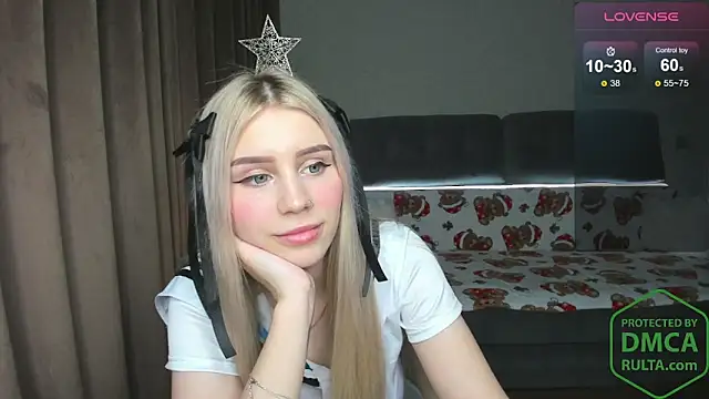 Olivia1Taylor1 online show from December 21, 1:35 pm