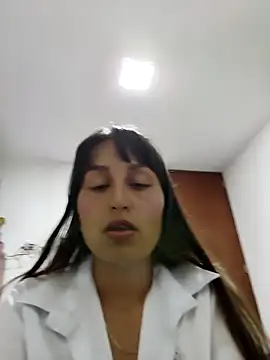 IsabellaaSwann online show from November 21, 3:16 am