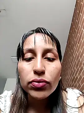 IsabellaaSwann online show from November 18, 12:30 pm