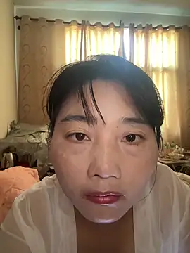 Nuomi6 online show from November 18, 7:11 am