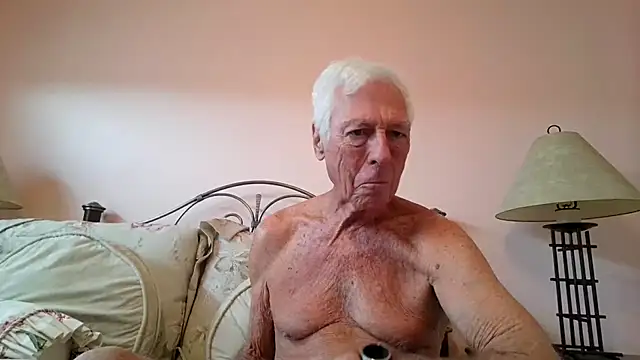 Snapshot of capttp chatting on November 25, 4:18 pm capttp online show from November 25, 4:18 pm