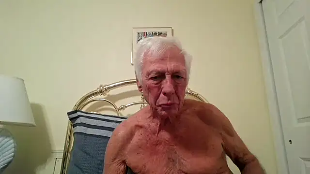 Snapshot of capttp chatting on December 5, 4:11 am capttp online show from December 5, 4:11 am