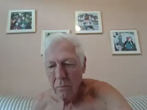 Snapshot of capttp chatting on October 28, 3:00 pm capttp online show from October 28, 3:00 pm