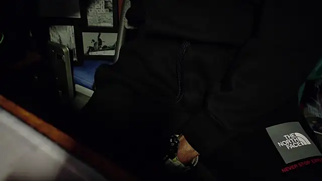 Chrisatmiami online show from March 21, 6:01 pm