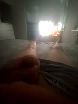 Robesz1982 online show from May 16, 6:23 am