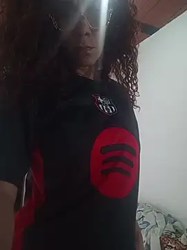 isel  online show from November 24, 9:15 pm