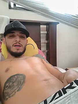 mohamedkarimm online show from May 26, 2:37 pm