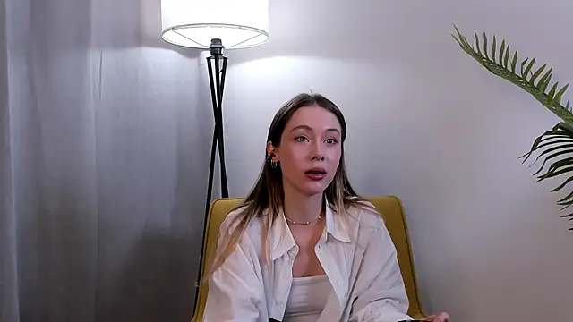 IsobelNale online show from November 12, 8:40 am