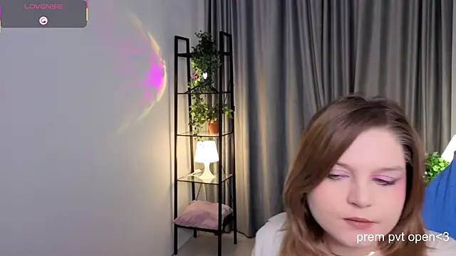 RacieBroom online show from January 8, 10:05 pm