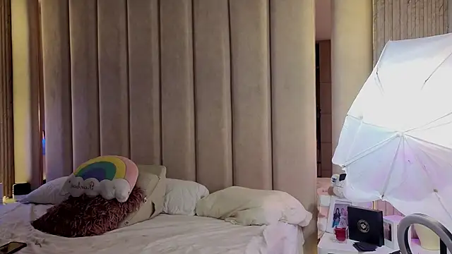 Iamnyxy online show from November 28, 11:10 am