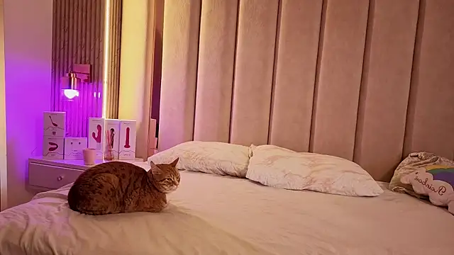 Iamnyxy online show from March 28, 11:00 am